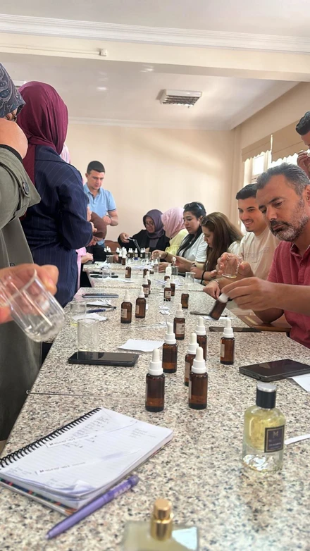 Tıbbi ve Aromatik Bitkiler Bölümümüzde Parfüm Workshop Çalışması